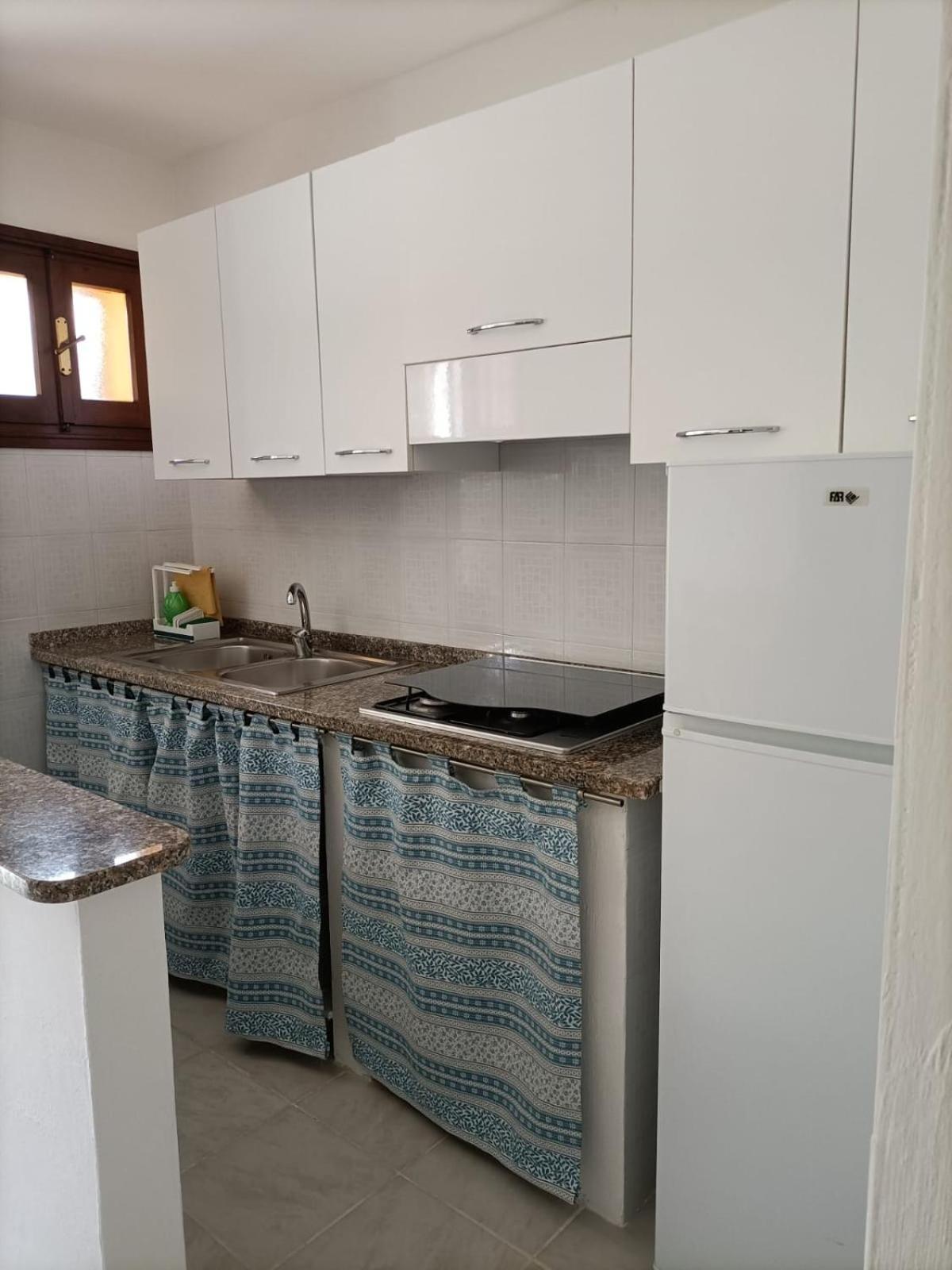 Marina di Sorso La Casa Al Sole 빌라 객실 사진